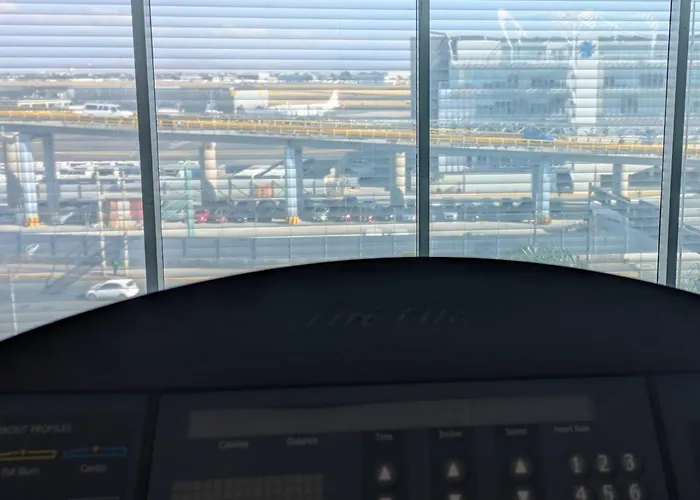 We Hotel Aeropuerto Mexico City